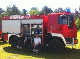 Feuerwehr Hochwasser 2013 Elbe 175.jpg